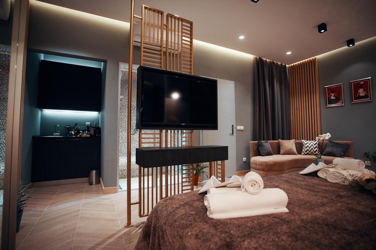 Monza Mirror Apartment Кикинда Экстерьер фото