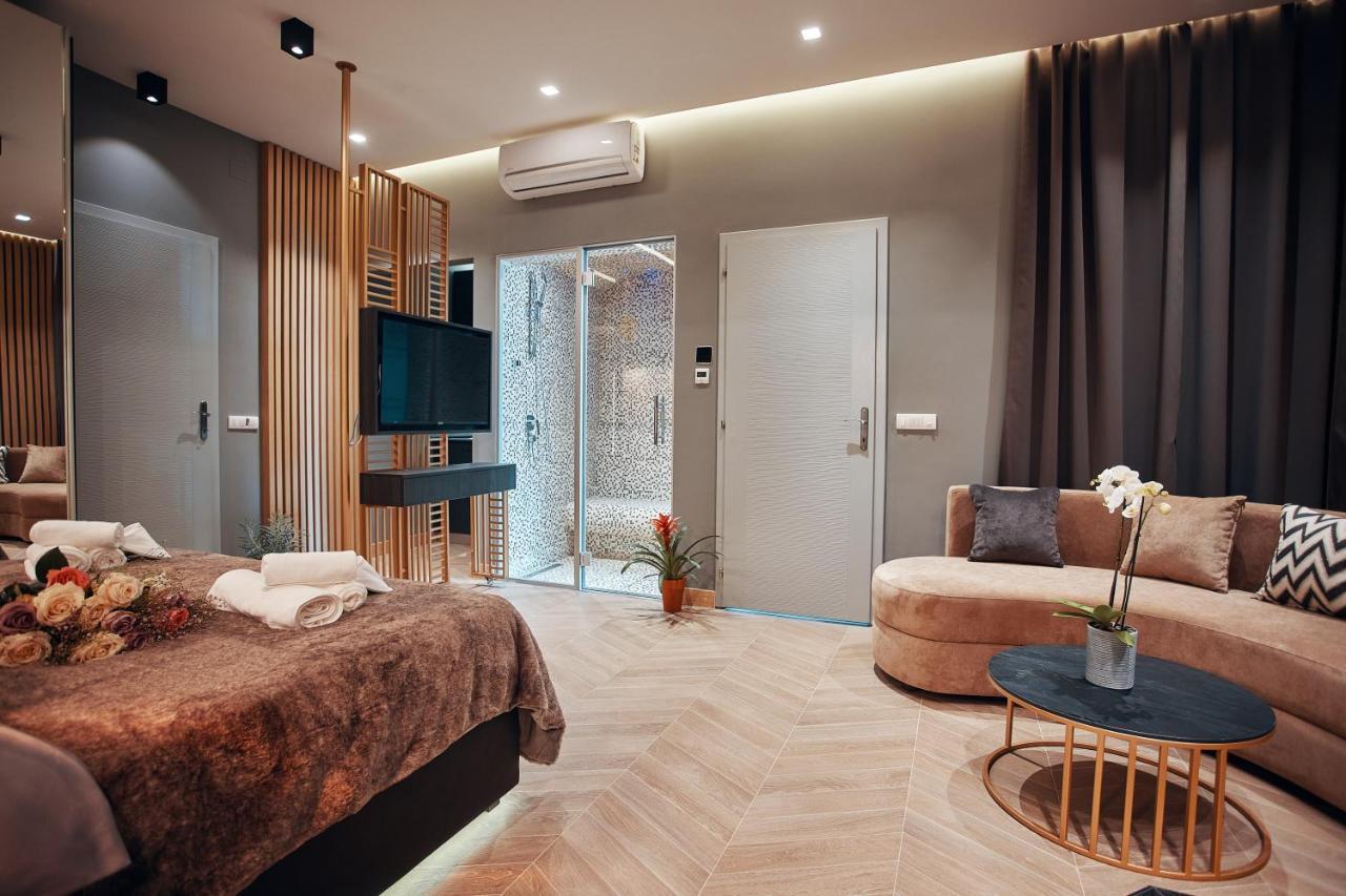 Monza Mirror Apartment Кикинда Экстерьер фото