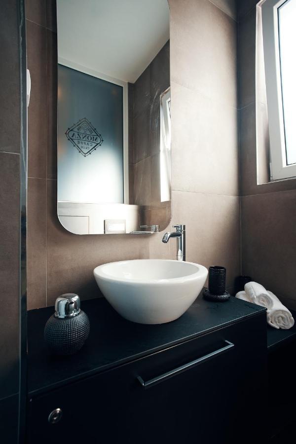 Monza Mirror Apartment Кикинда Экстерьер фото