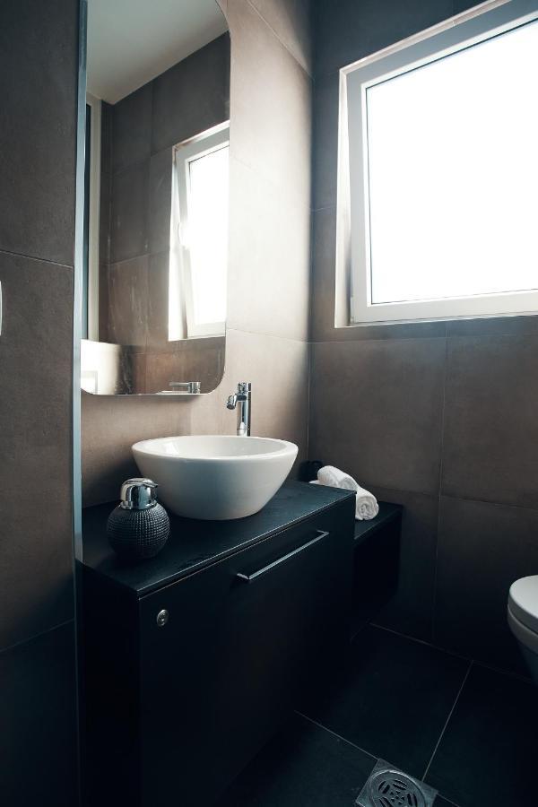 Monza Mirror Apartment Кикинда Экстерьер фото