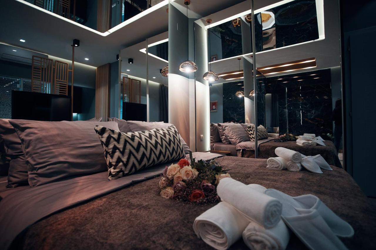 Monza Mirror Apartment Кикинда Экстерьер фото